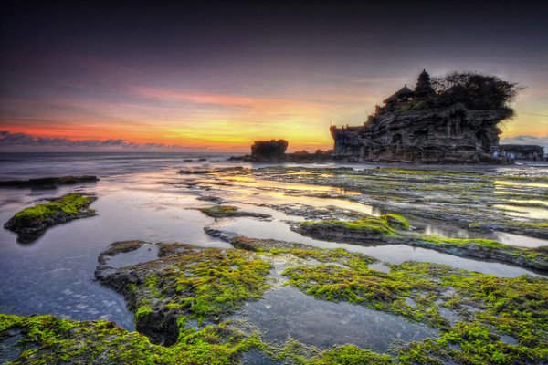 Tanah Lot1