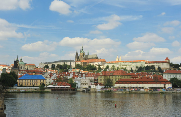 Pragai var_nappali latkep