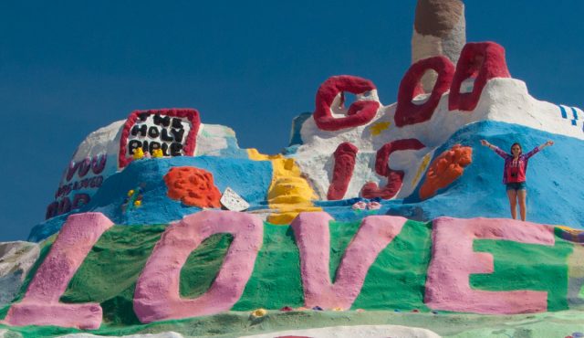 salvation mountain_03