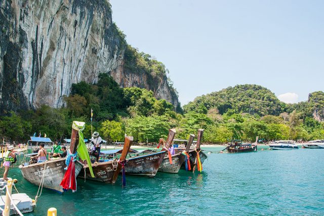 hong_island_kirandulas_01