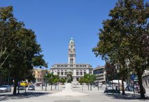 Porto központja: Praça da Liberdade környéke és látnivalói