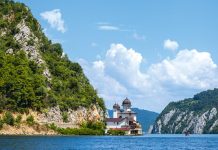 Hajóút a Duna-deltához – Kék Duna Keringő Bécstől a Fekete-tengerig