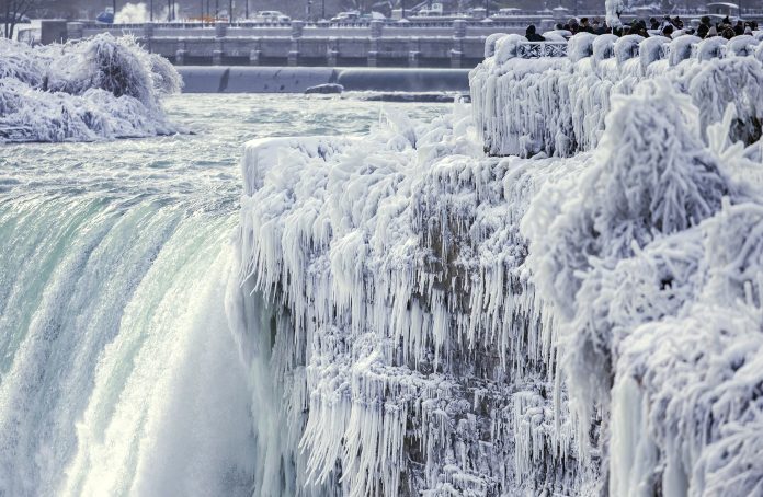 Cold Weather Niagara Falls