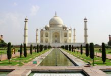 A Taj Mahal majom gondjai