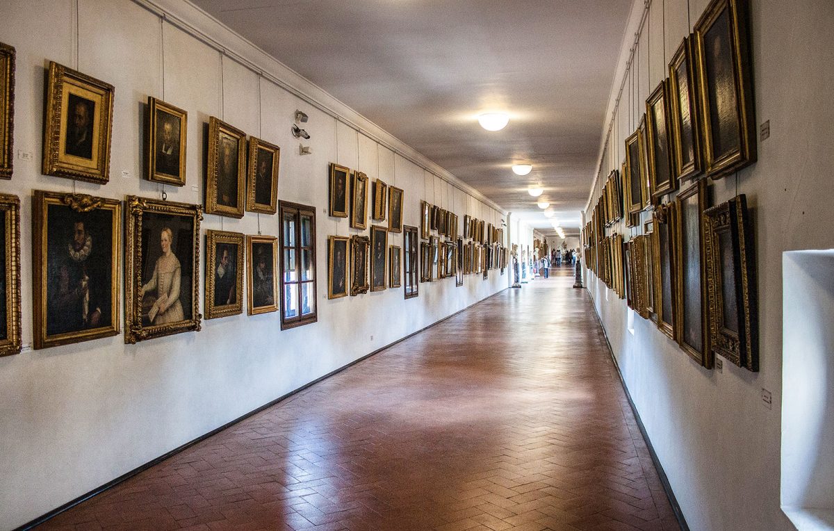 Vasari Folyosó Firenze belső kép